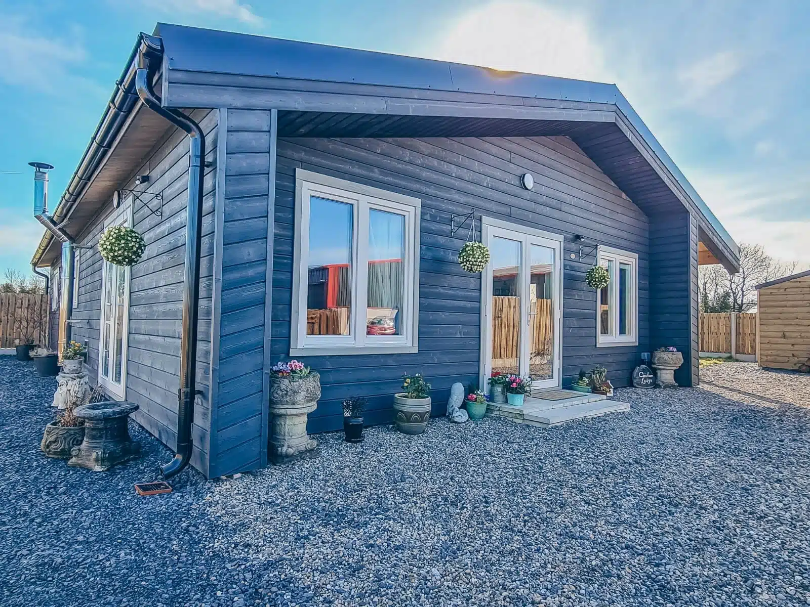 De Belangrijkste Factoren om te Overwegen bij het Kopen van Een Tuinhuis