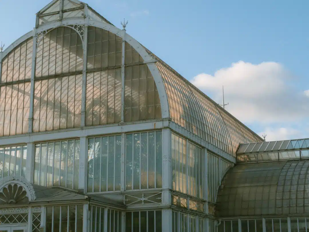 Geniet van het buitenleven met een overkapping tuin