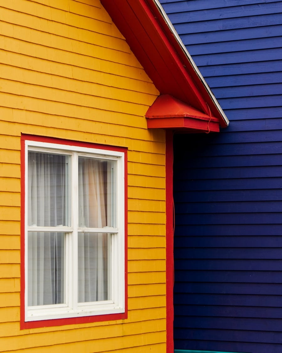 Welke kleuren zijn populair voor tuinhuizen in 2025?